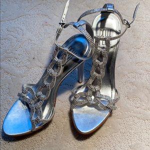 Silver jeweled heels Pelle Moda